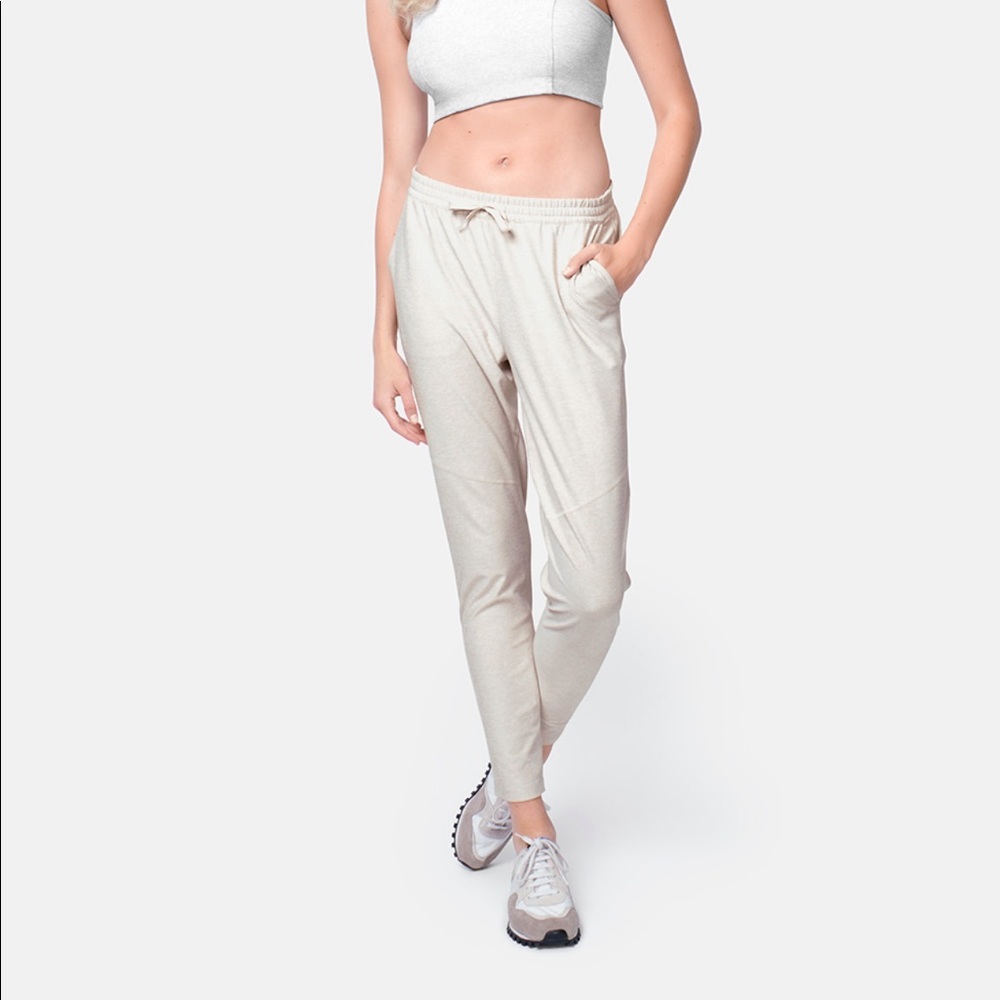 Outdoor voices Sunday sweatpant oatmeal size small NWT